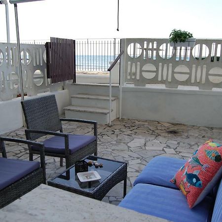 La Casa Sulla Spiaggia Lägenhet Nettuno Exteriör bild