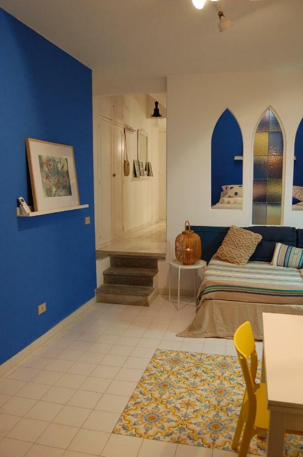 La Casa Sulla Spiaggia Lägenhet Nettuno Exteriör bild