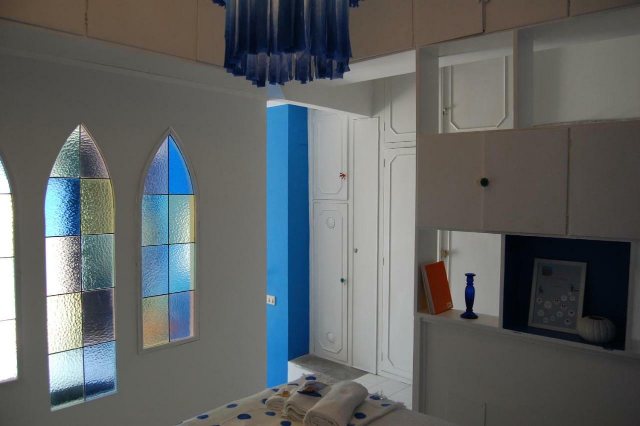 La Casa Sulla Spiaggia Lägenhet Nettuno Exteriör bild